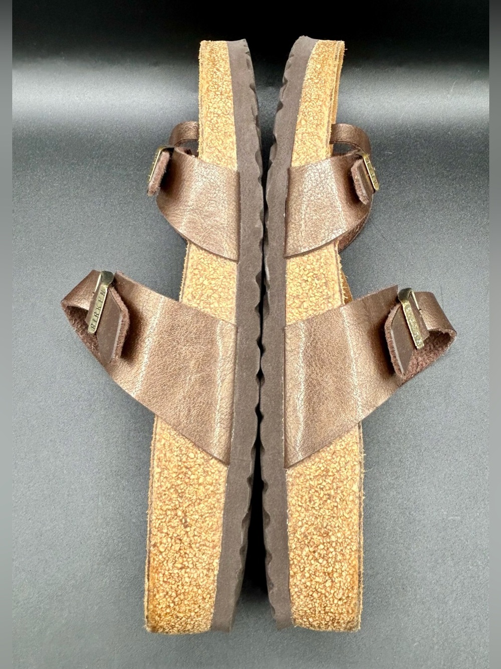 BIRKENSTOCK Mayari Toe-Loop Sandals. Metallic Taupe Finish. EU Size 41 - Picture 5 of 8